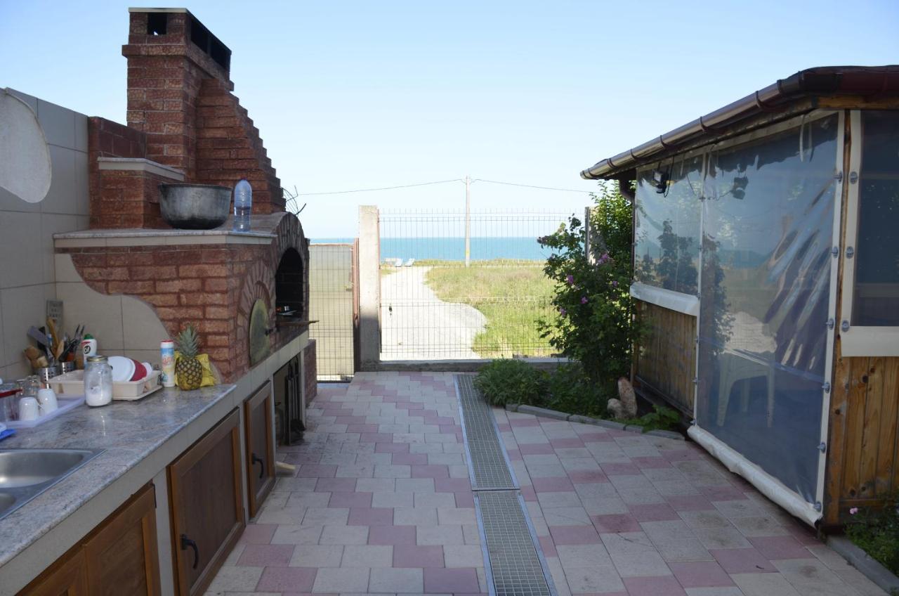 Отель Casa Eden Костинешти Экстерьер фото